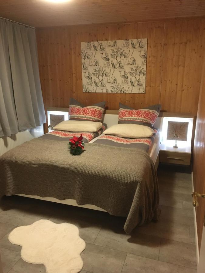 Kranich-Holzferienhaus 'Kleine Auszeit' Rehden エクステリア 写真